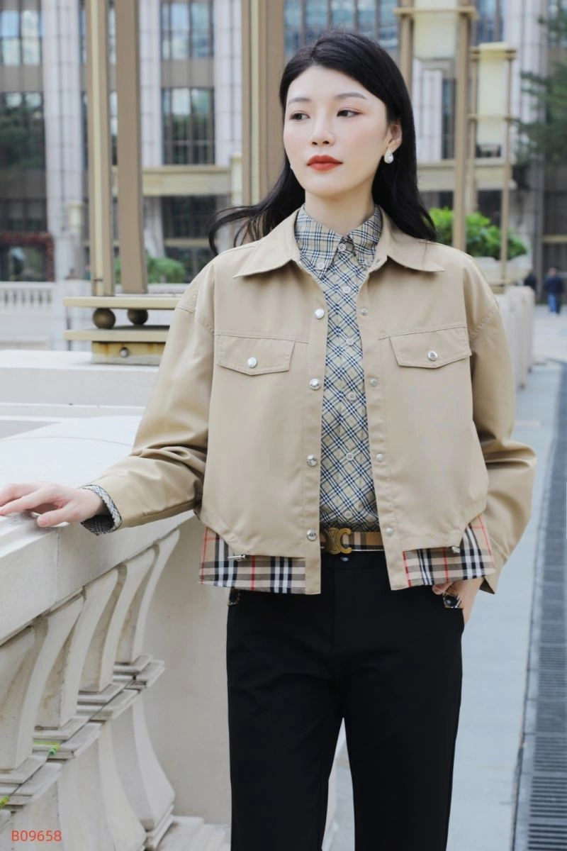 Burberry Outwear Neat 104100