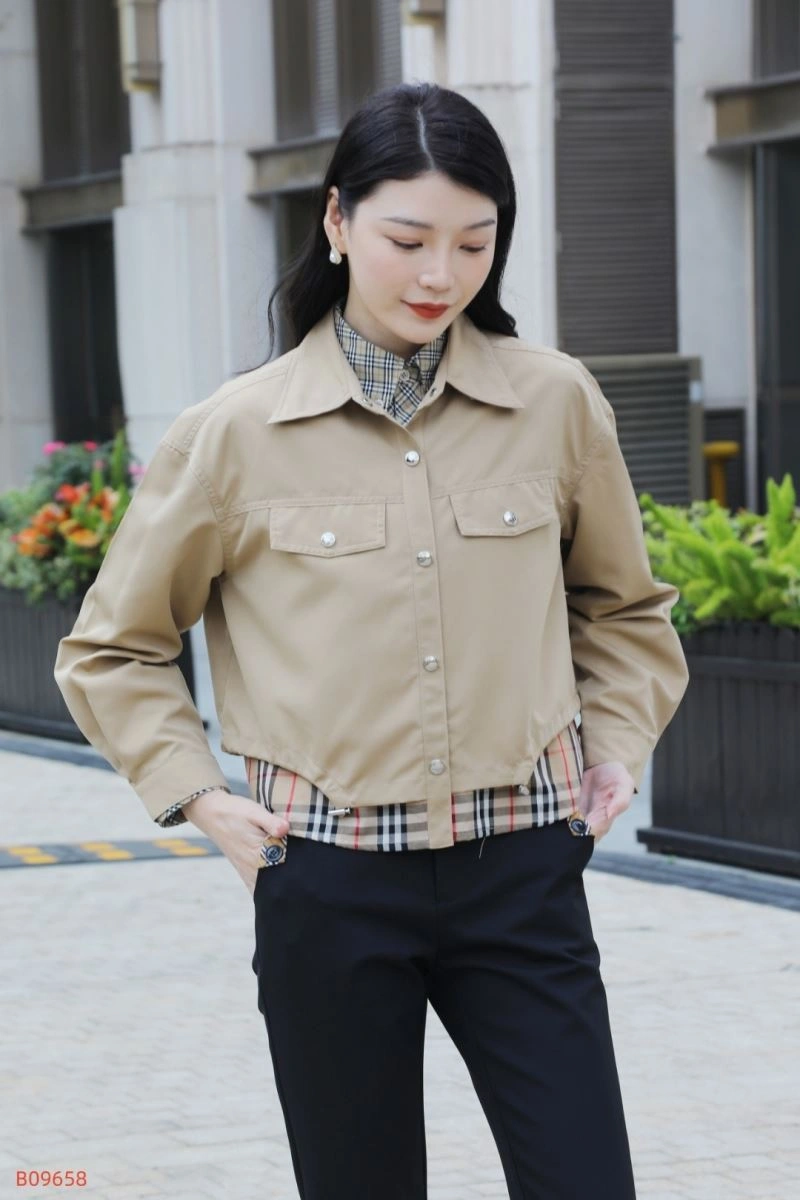 Burberry Outwear Neat 104100