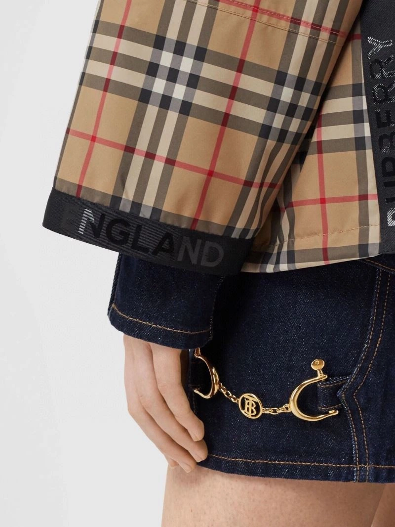 Burberry Outwear Durable 104112