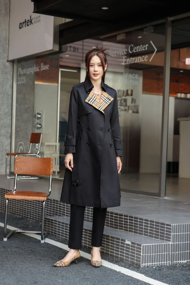 Burberry Outwear Stylish 104097