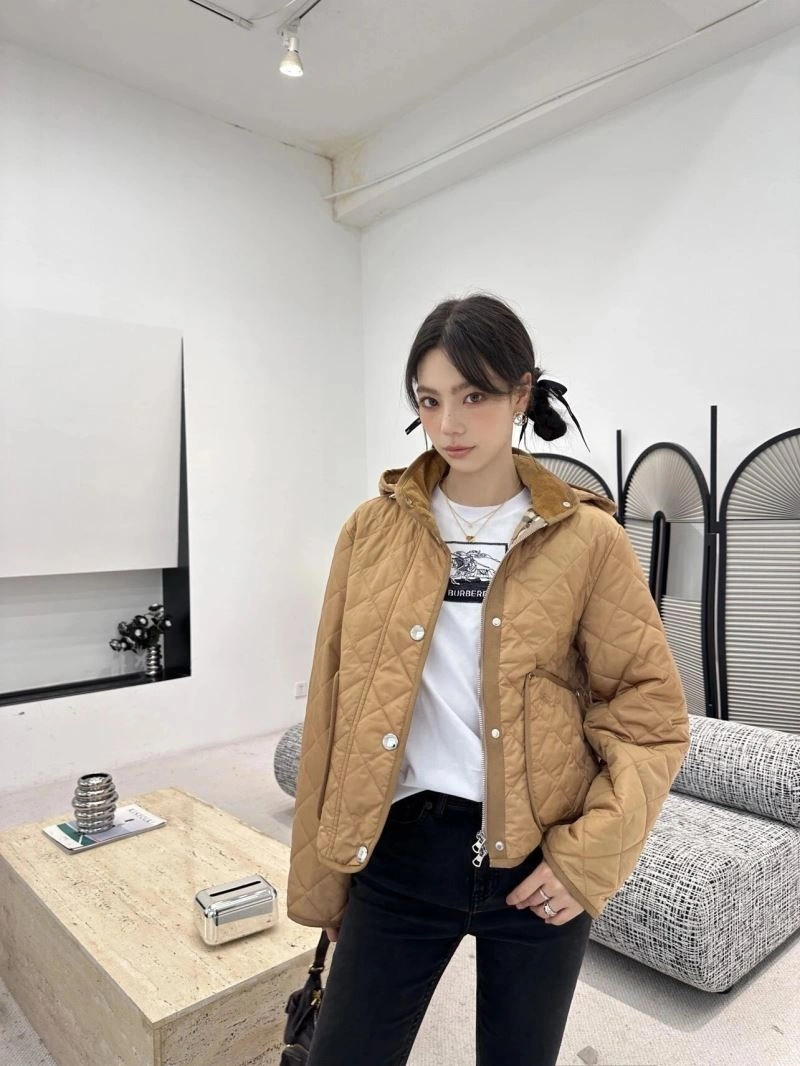 Burberry Outwear ComfortFit 104084