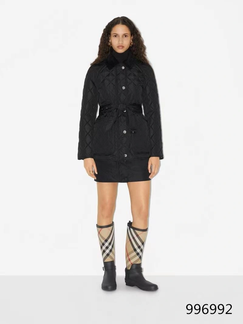 Burberry Outwear Fashionable 104062