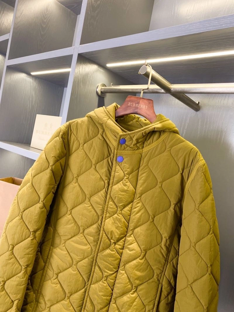 Burberry Outwear DailyWear 104053