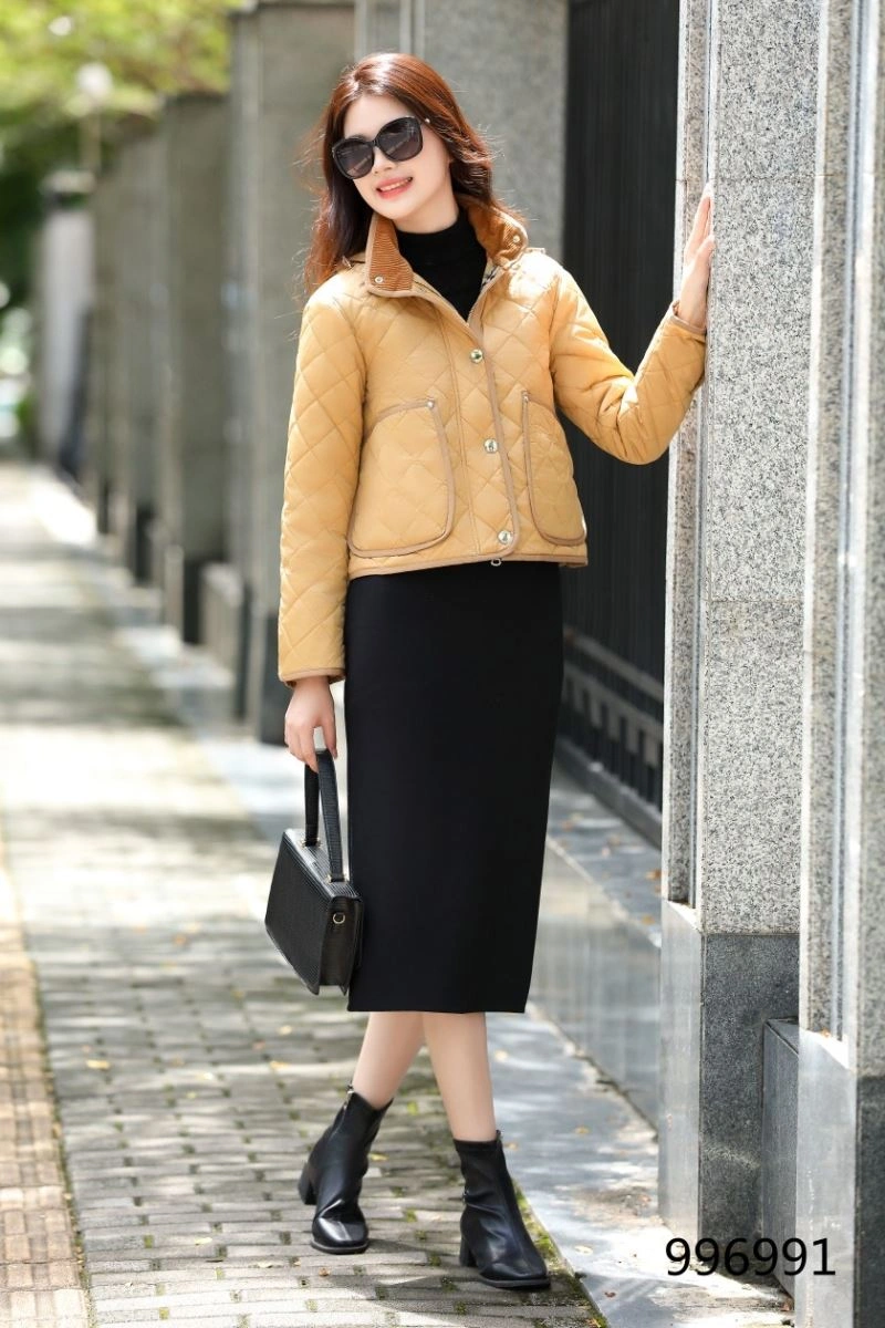 Burberry Outwear Stretchable 104081