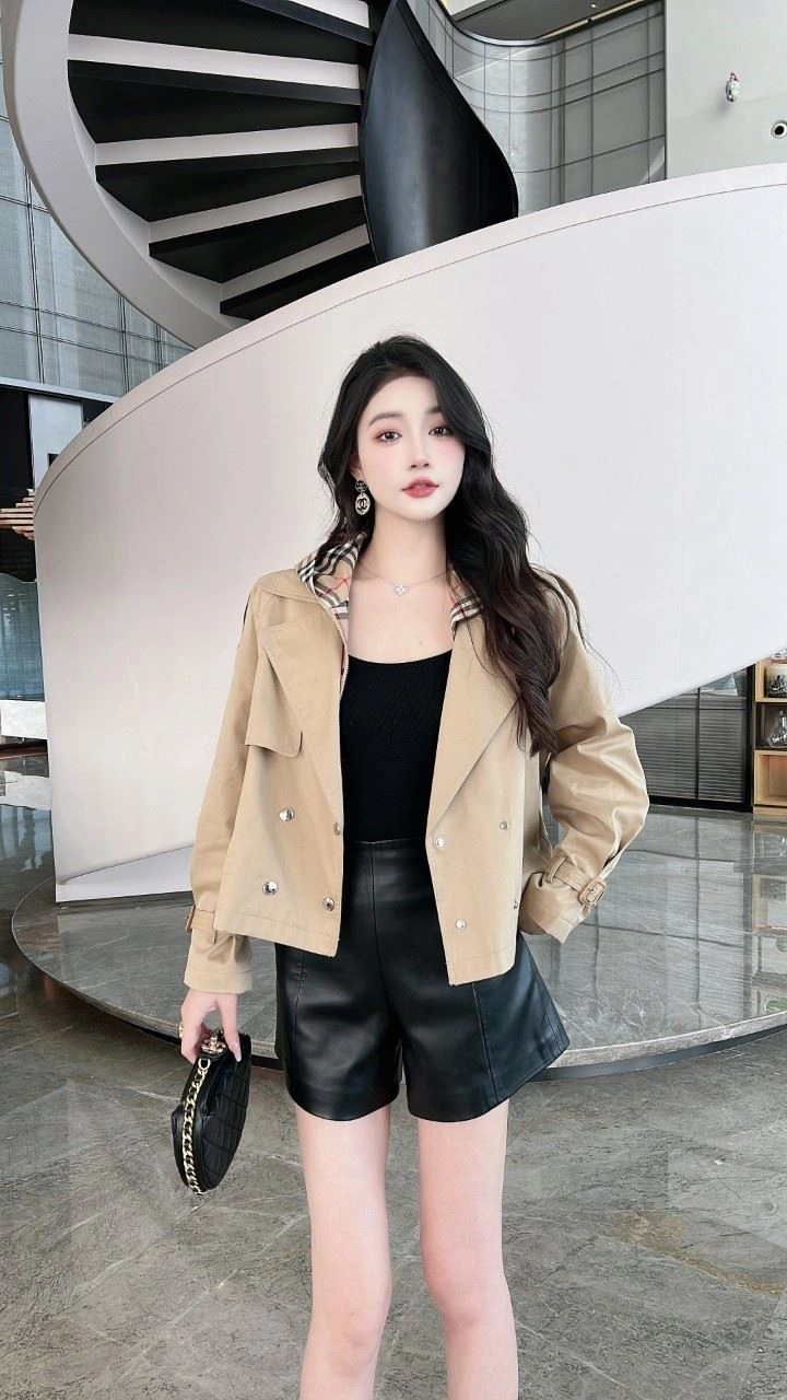 Sustainable Burberry Outwear 104004