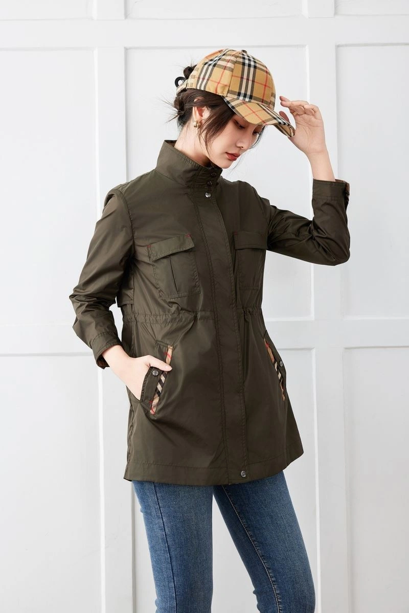 Burberry Outwear WeatherProof 104001