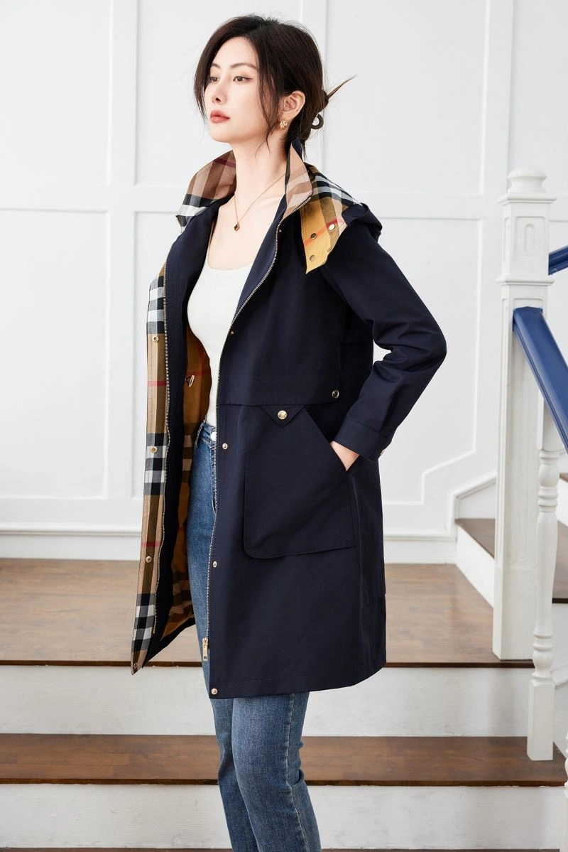 Timeless Burberry Outwear 104028