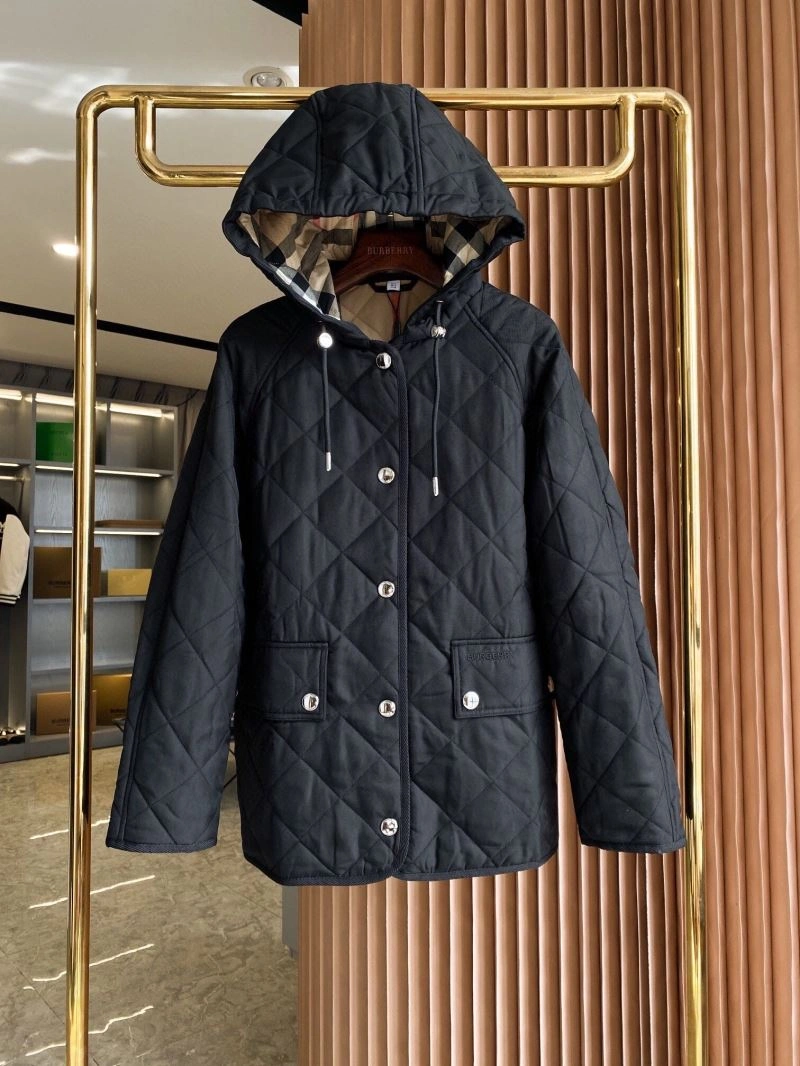 ComfortFit Burberry Outwear 103967