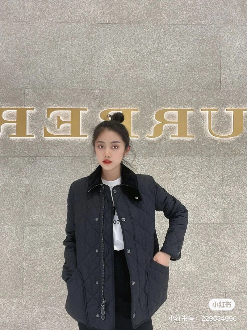 Burberry Outwear StreetReady 103960