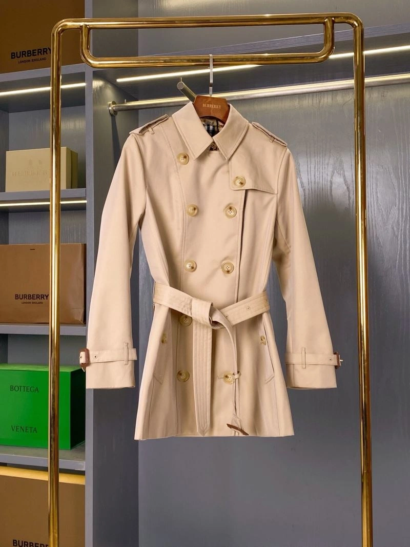 Tailored Burberry Outwear 103953