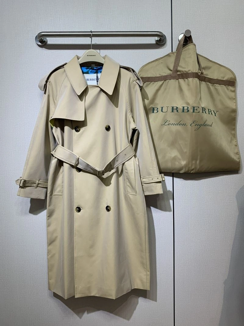 Attractive Burberry Outwear 103955