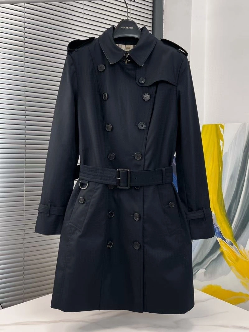 Cozy Burberry Outwear 104025