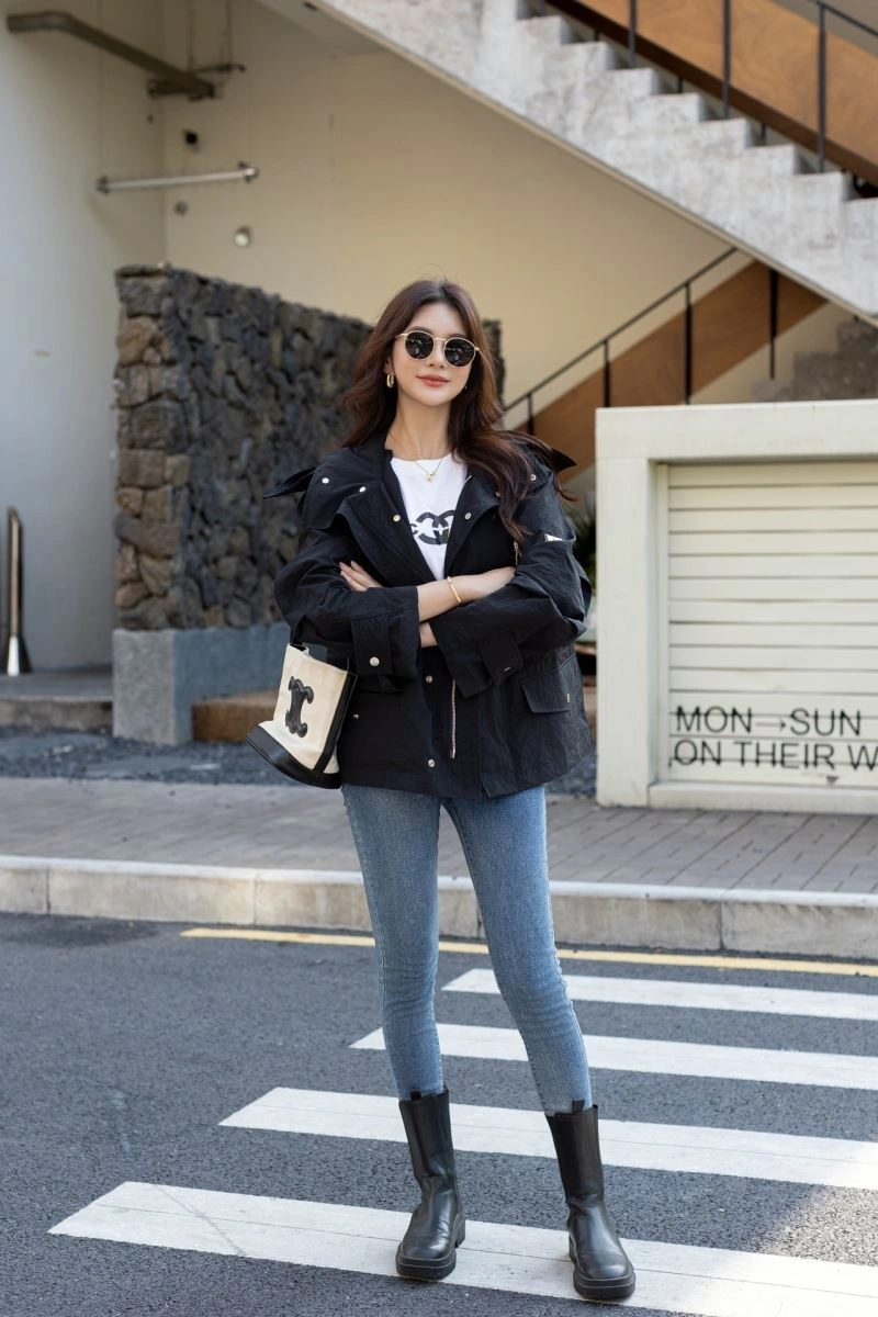 Burberry Outwear Soft 103979