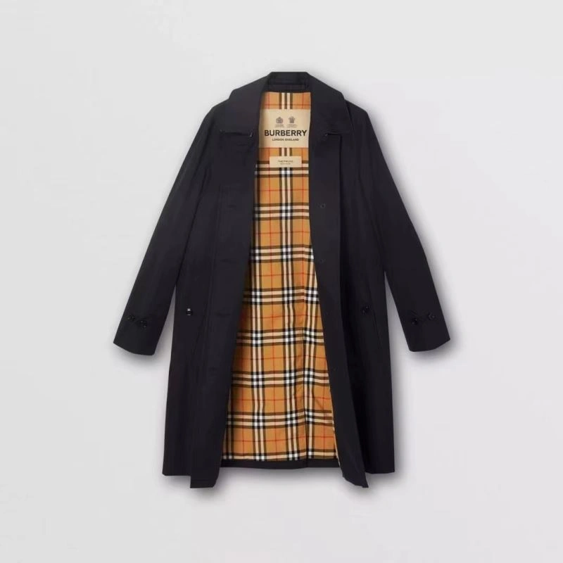 Classic Burberry Outwear 103931