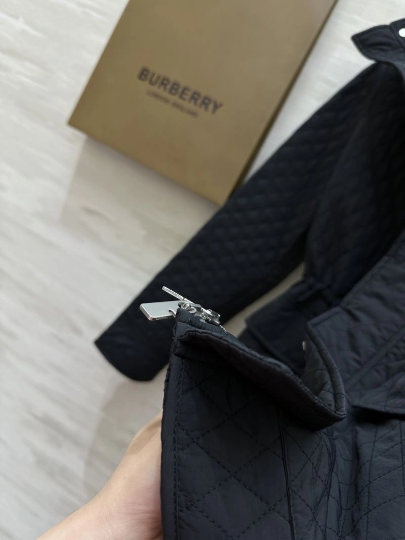 Burberry Outwear Youthful 103925