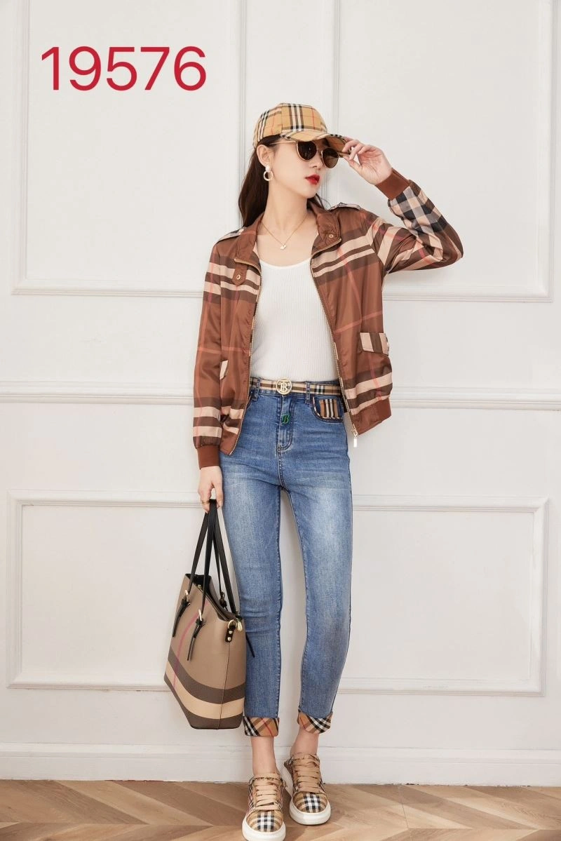 MultiPurpose Burberry Outwear 103956