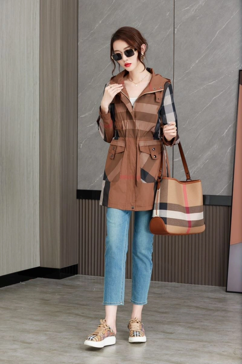 Durable Burberry Outwear 103920