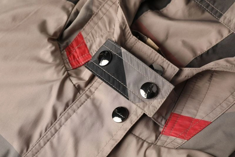 Durable Burberry Outwear 103920
