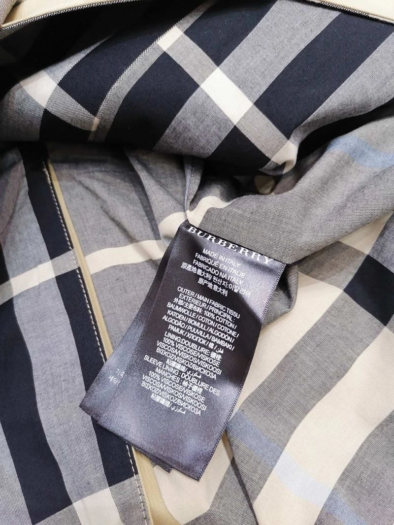 Burberry Outwear Unique 103911