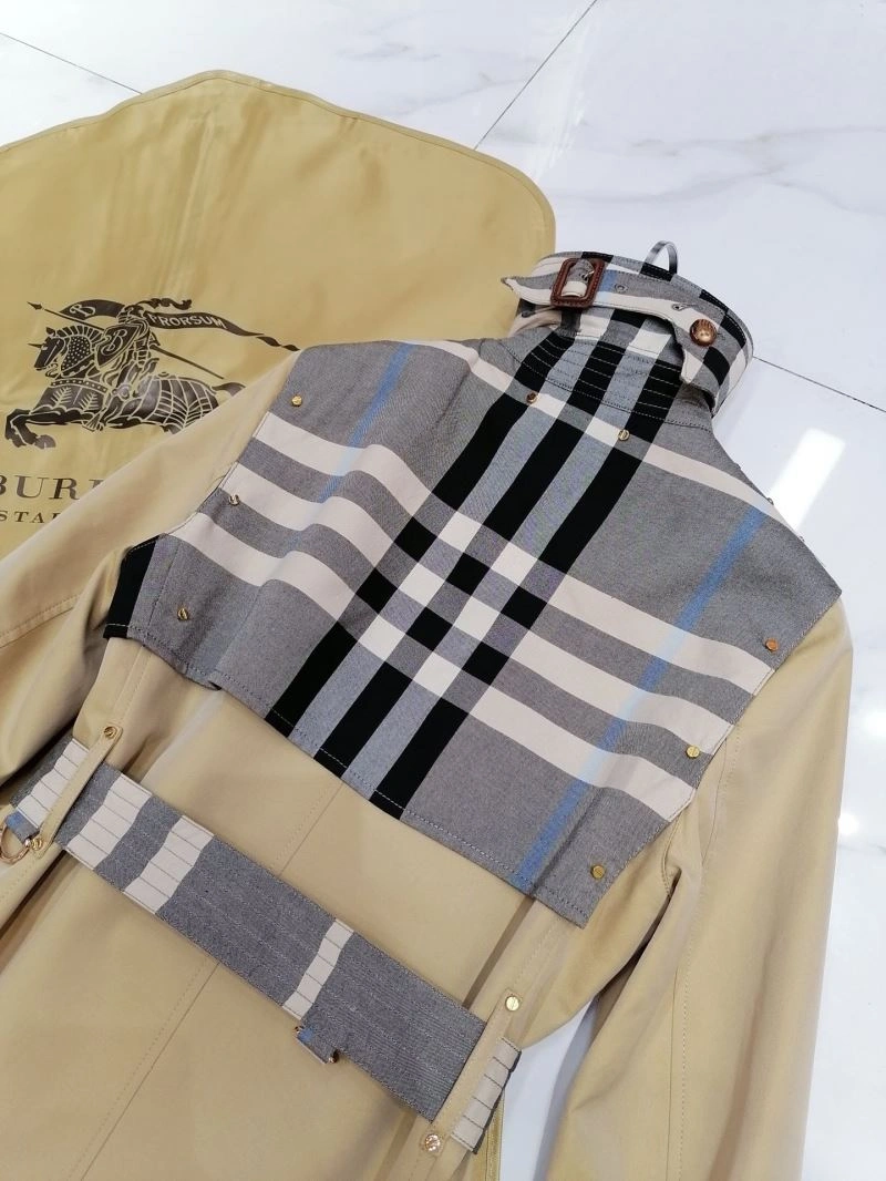 Burberry Outwear Unique 103911