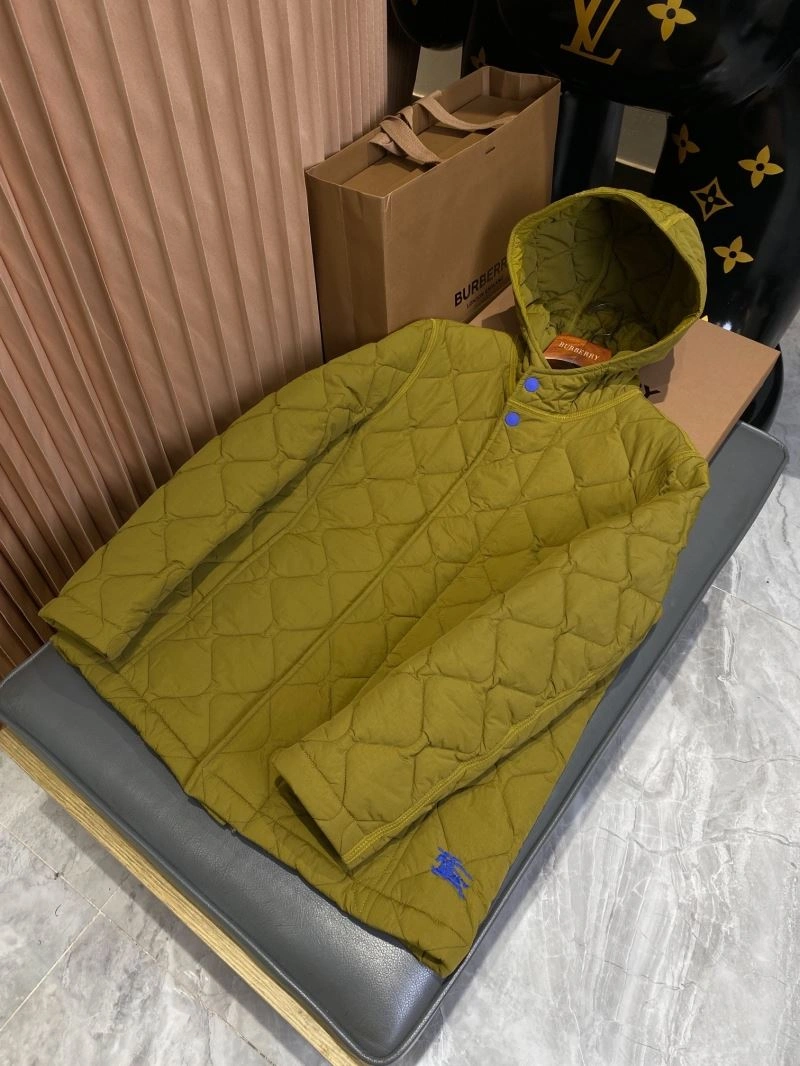 Burberry Outwear FlexibleFit 103896