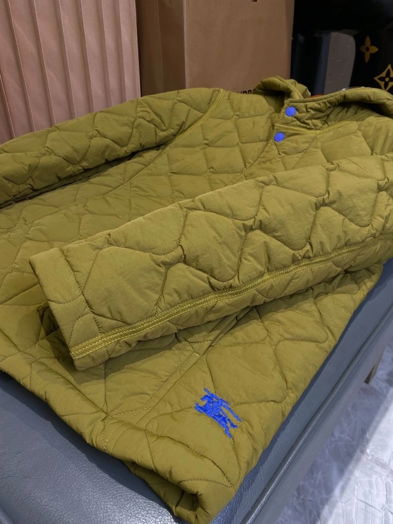 Burberry Outwear FlexibleFit 103896