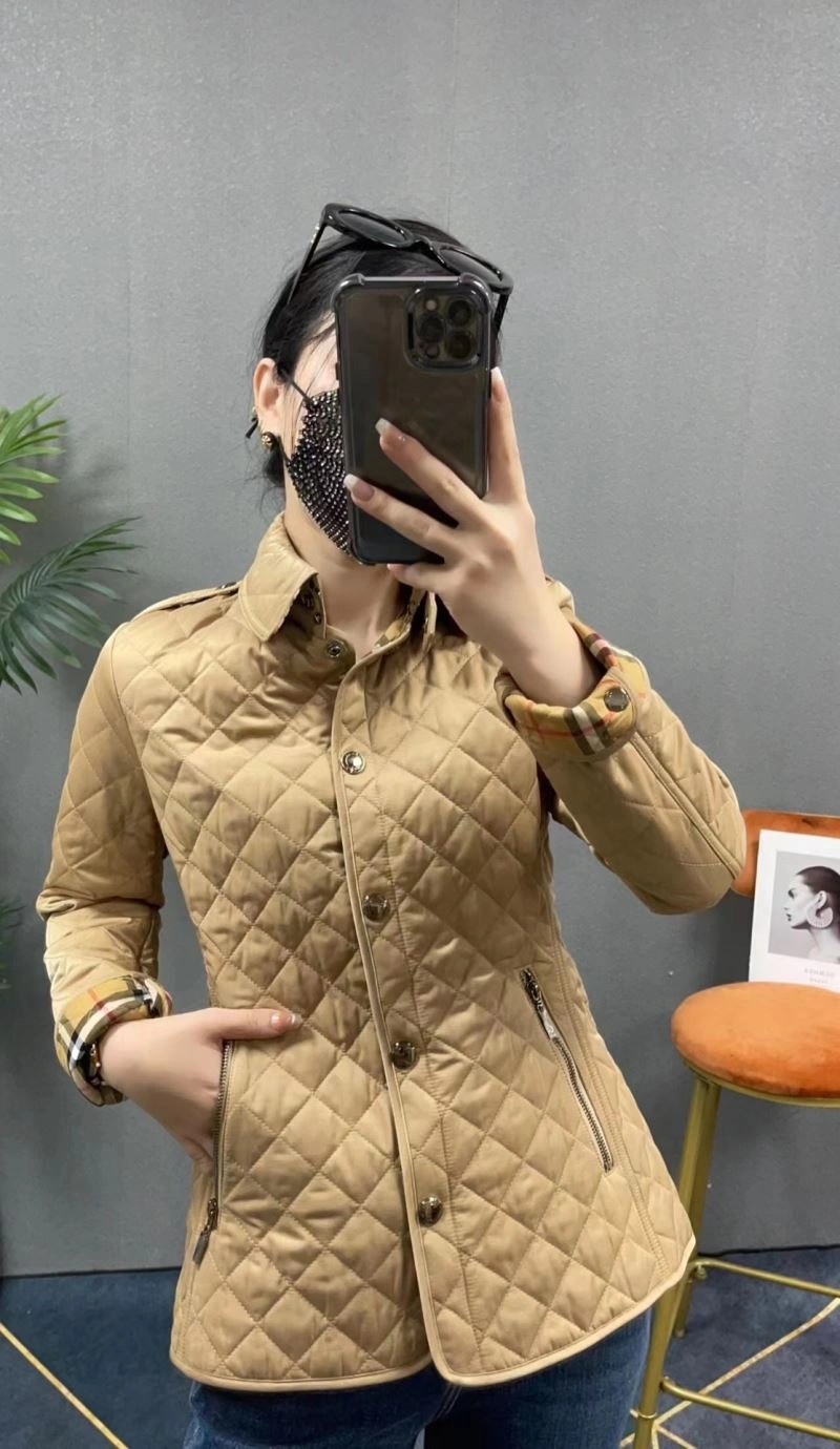 HighPerformance Burberry Outwear 103857