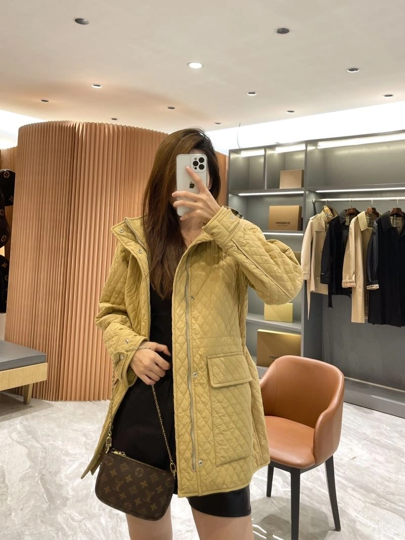 Burberry Outwear Upgraded 103859