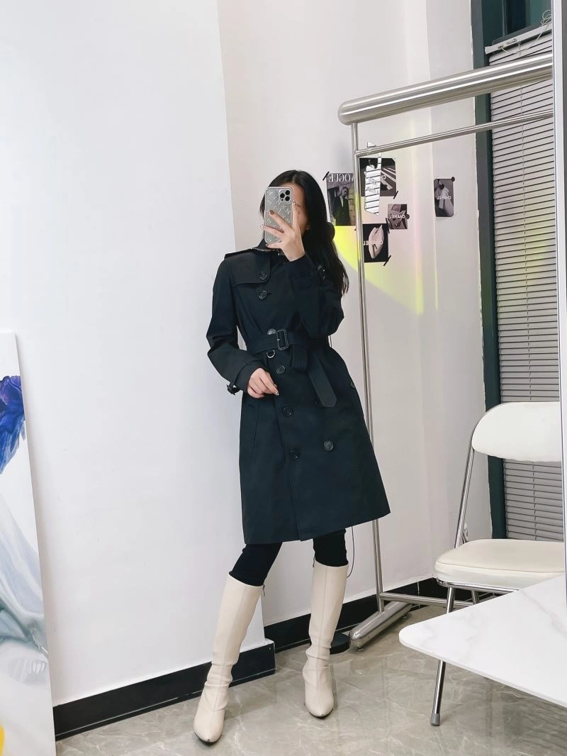 Burberry Outwear Breathable 103844