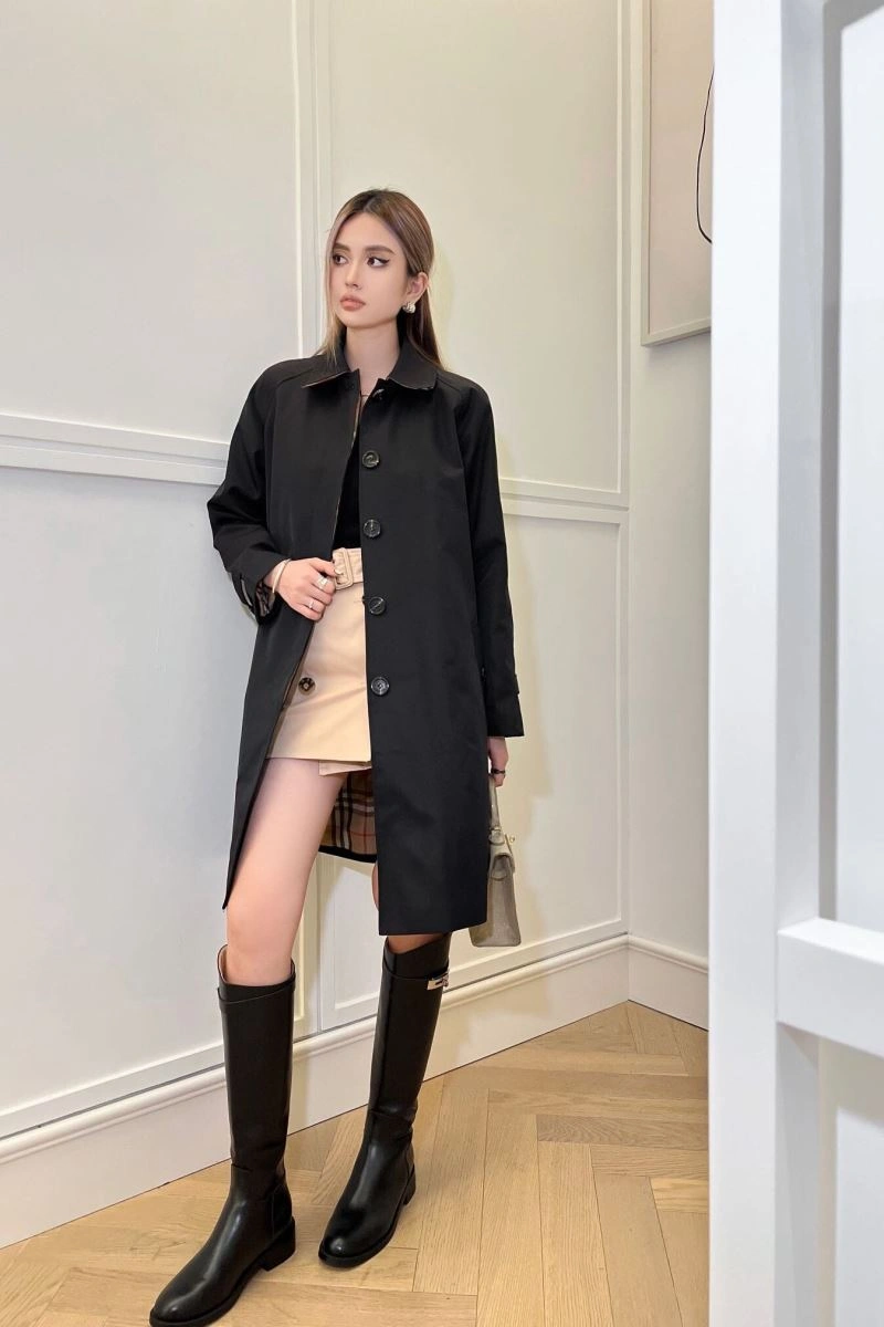 Burberry Outwear Comfortable 103828