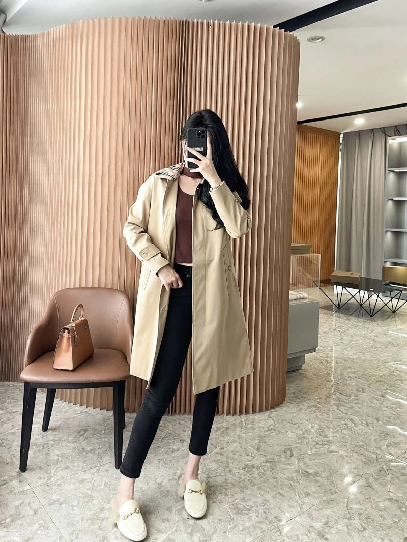 Burberry Outwear RelaxedFit 103830