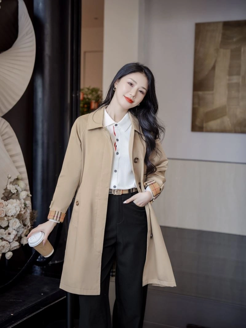 Durable Burberry Outwear 103820