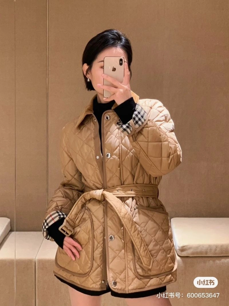 Burberry Outwear WellDesigned 103855