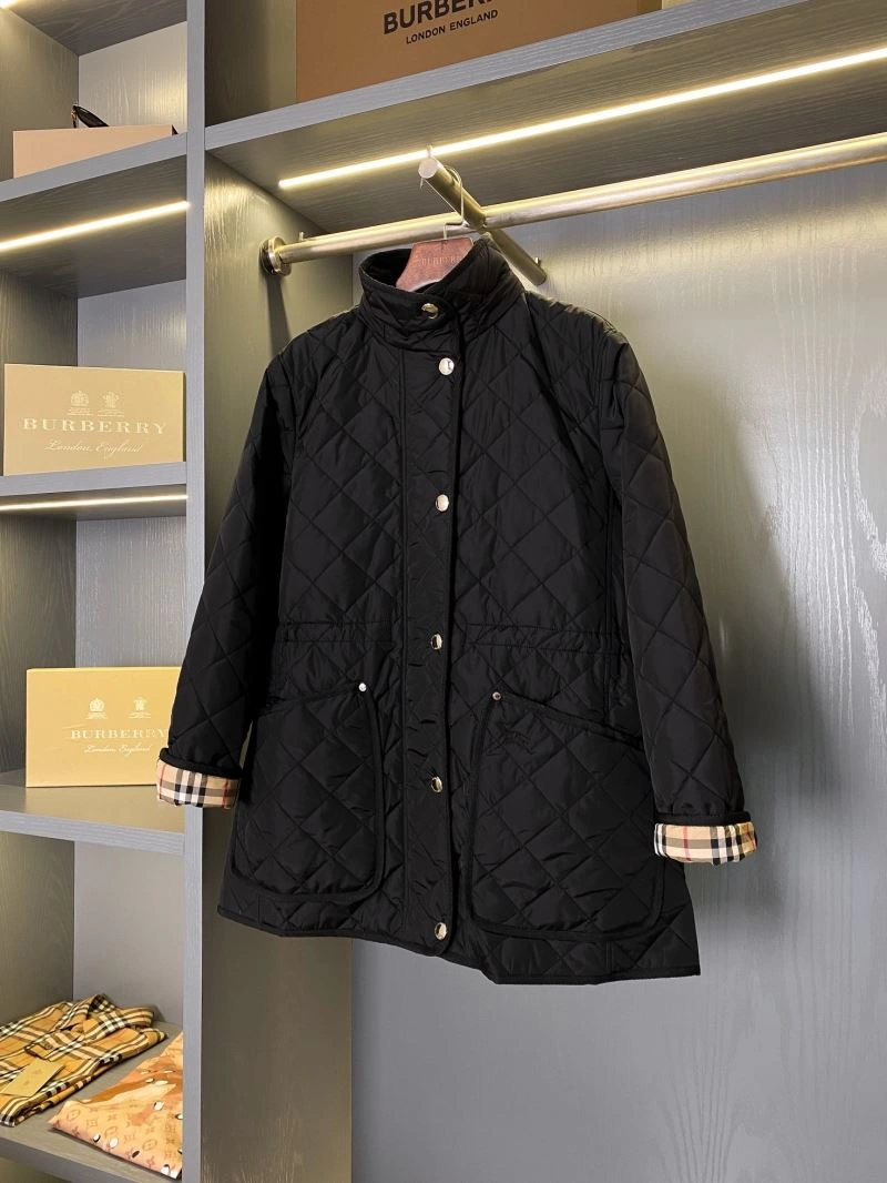 Burberry Outwear Breathable 103798