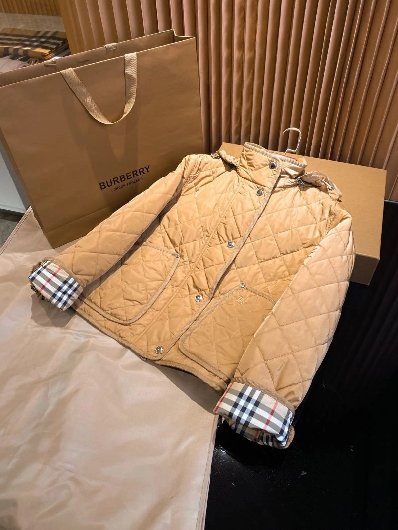 Cozy Burberry Outwear 103801