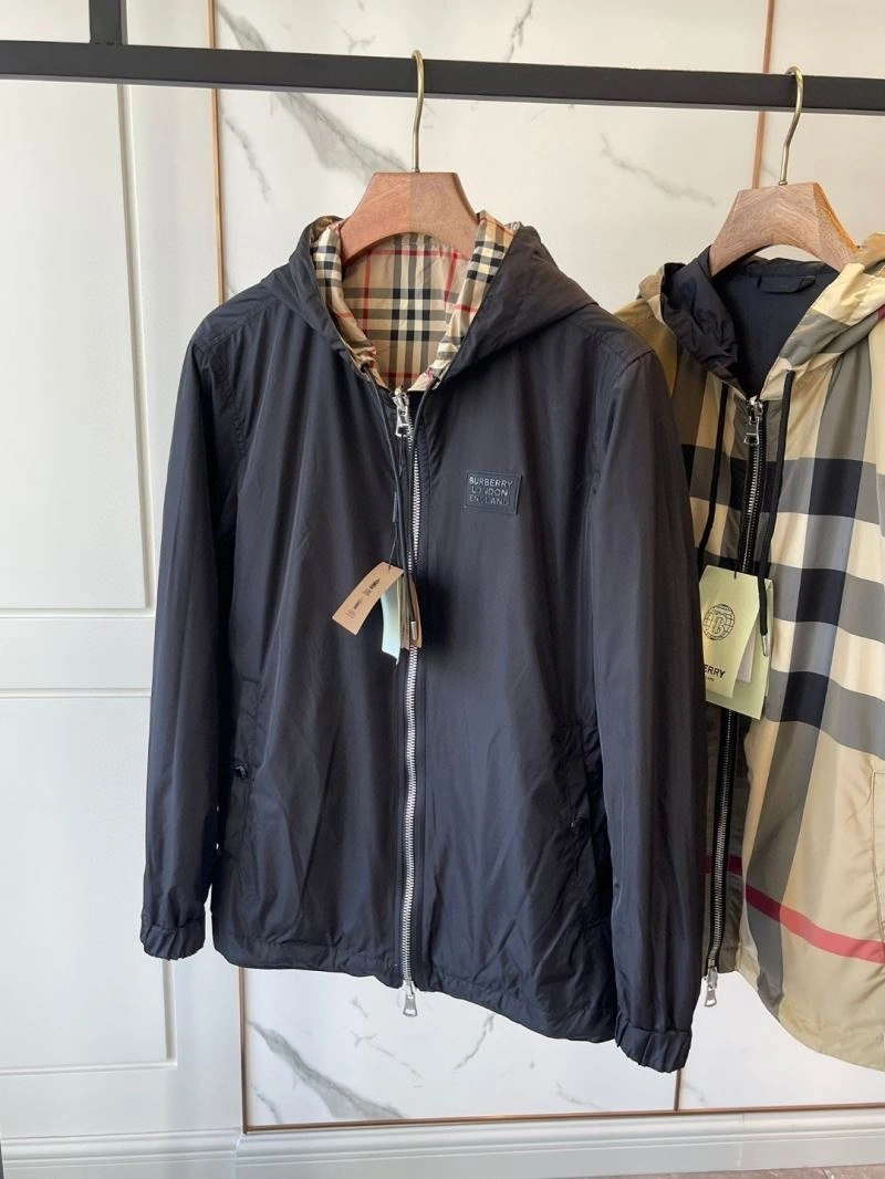 Contemporary Burberry Outwear 103796