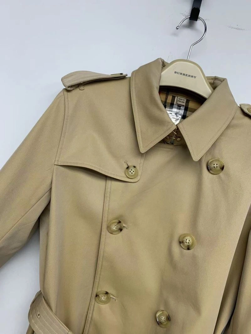 Burberry Outwear ZipUp 103835