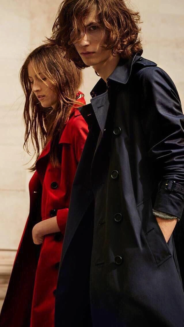 Supportive Burberry Outwear 103836