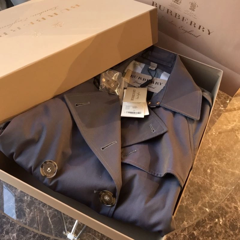 FashionForward Burberry Outwear 103740