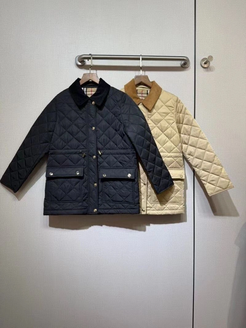 Burberry Outwear WeatherProof 103716