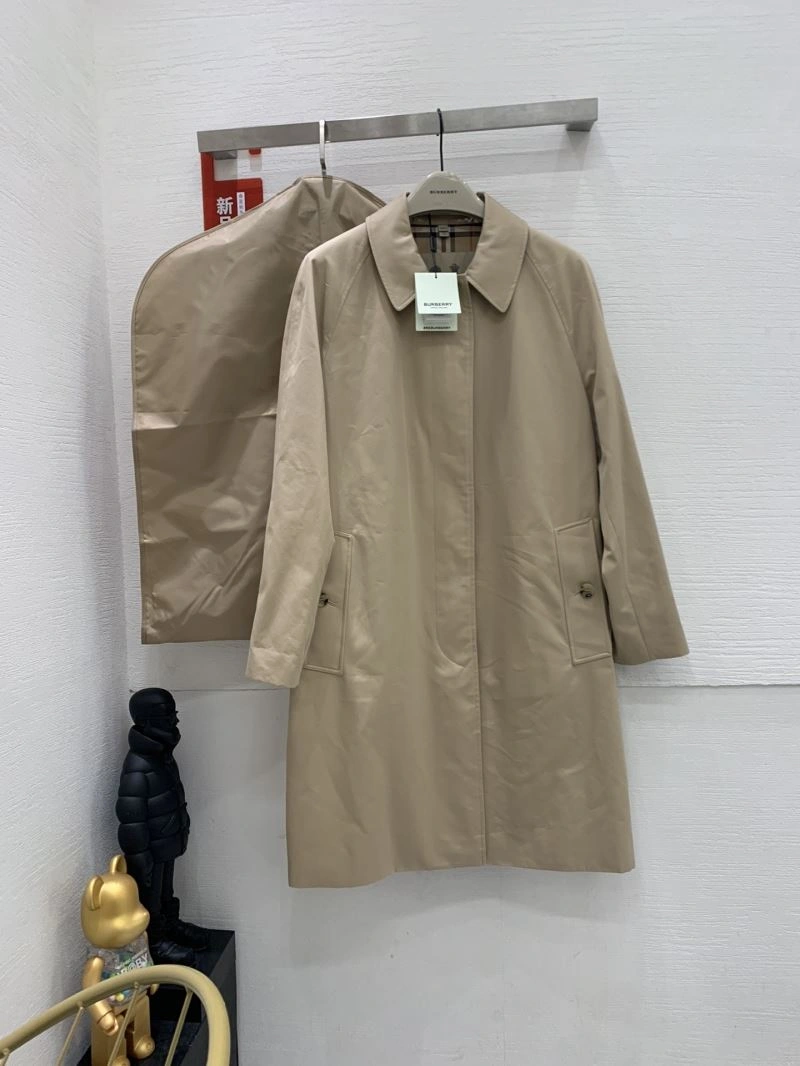 Burberry Outwear Bright 103687