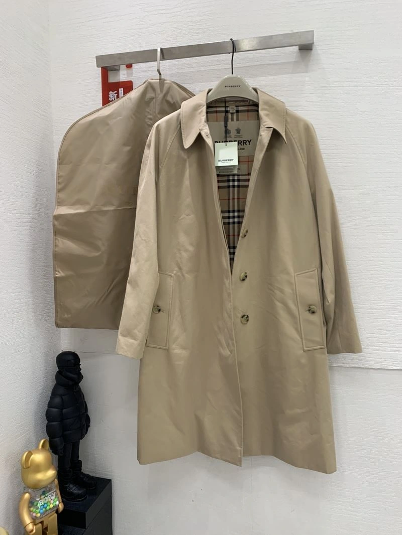 Burberry Outwear Bright 103687