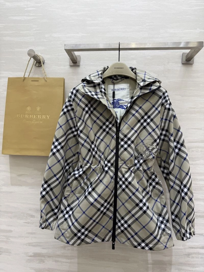 Burberry Outwear Sophisticated 103749