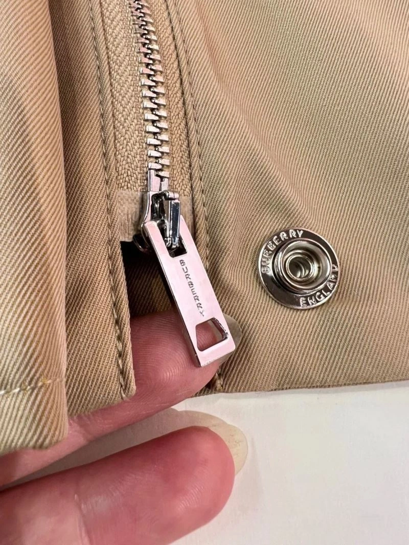 Burberry Outwear Youthful 103728