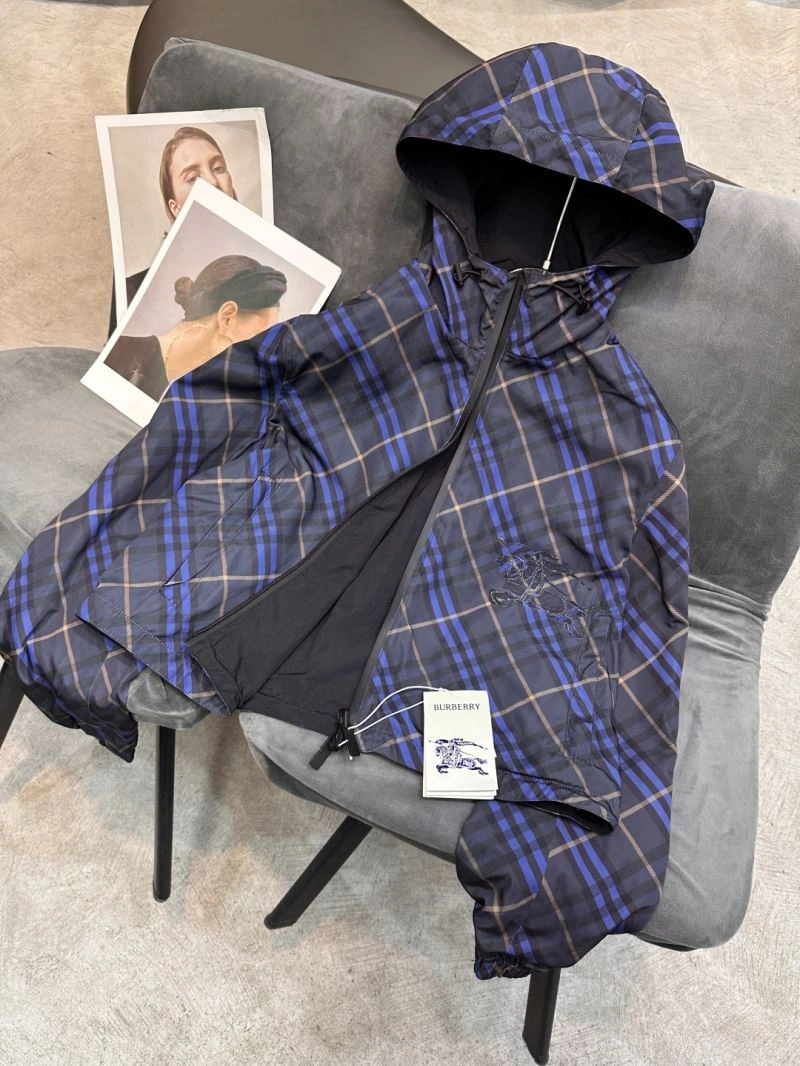 Burberry Outwear Lightweight 103683