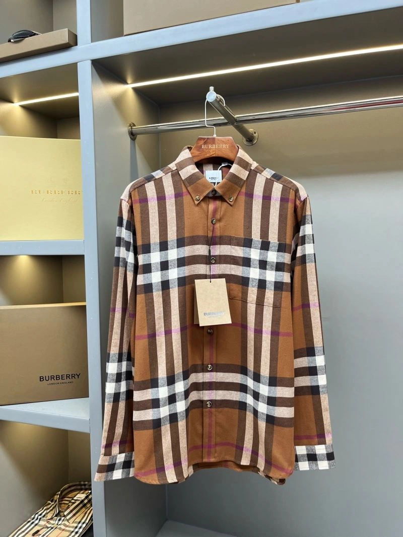 Burberry Outwear Effortless 103116