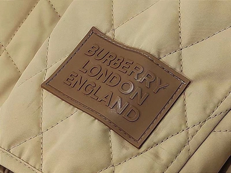 Burberry Outwear EasyCare 103095