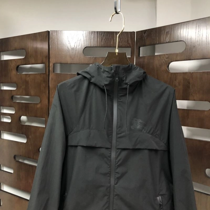 Fashionable Burberry Outwear 105592