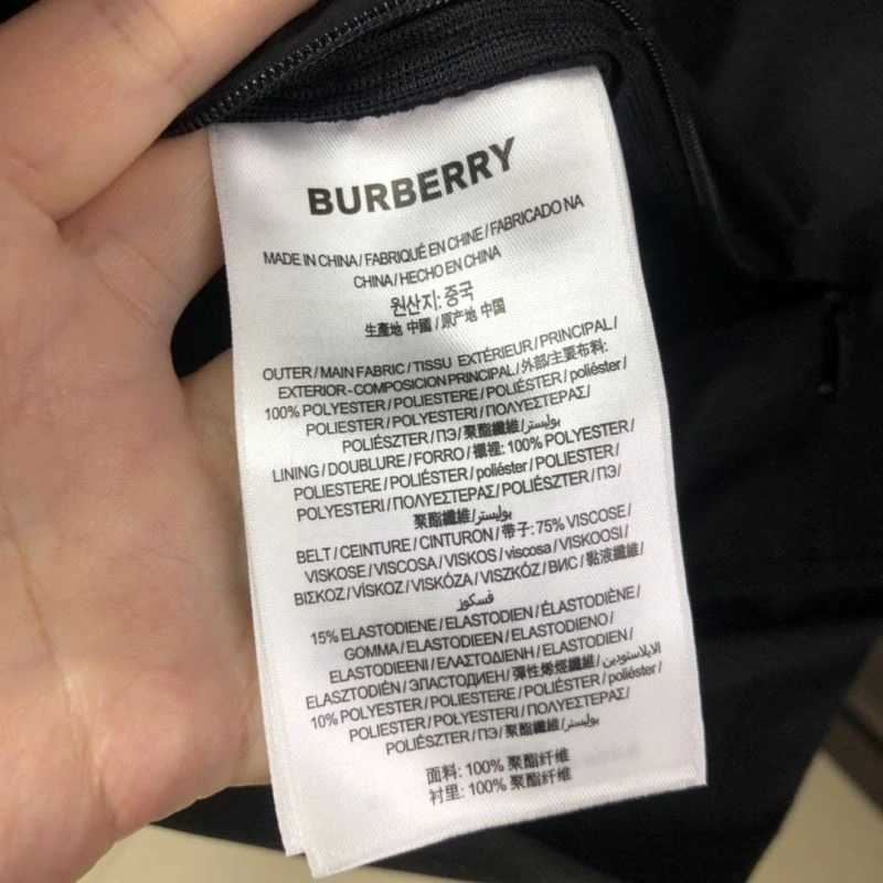 Fashionable Burberry Outwear 105592