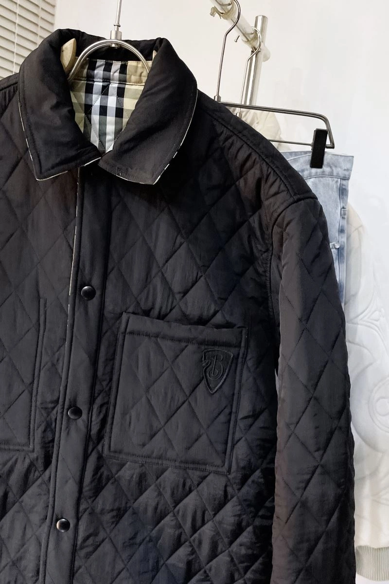 Burberry Outwear Timeless 105589